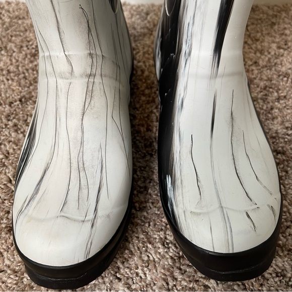 Hunter Limited Edition Original Nightfall Black/White Tall Rain Boots Size 9 - Picture 3 of 10